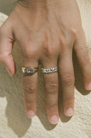 Memento Signet Ring ≈ Yellow & Pink